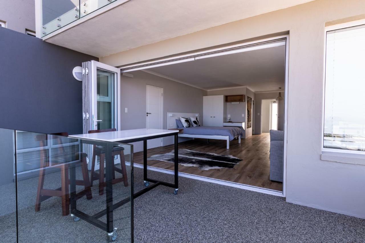 Small Bay Beach Suites Cape Town Luaran gambar